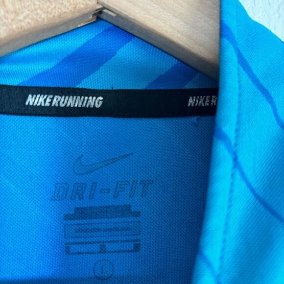 NIKE WOMEN THERMAL ATHLETIC BLUE STRIPED RUNNING HALF ZIP SHIRT SIZE LARGE - Picture 7 of 8